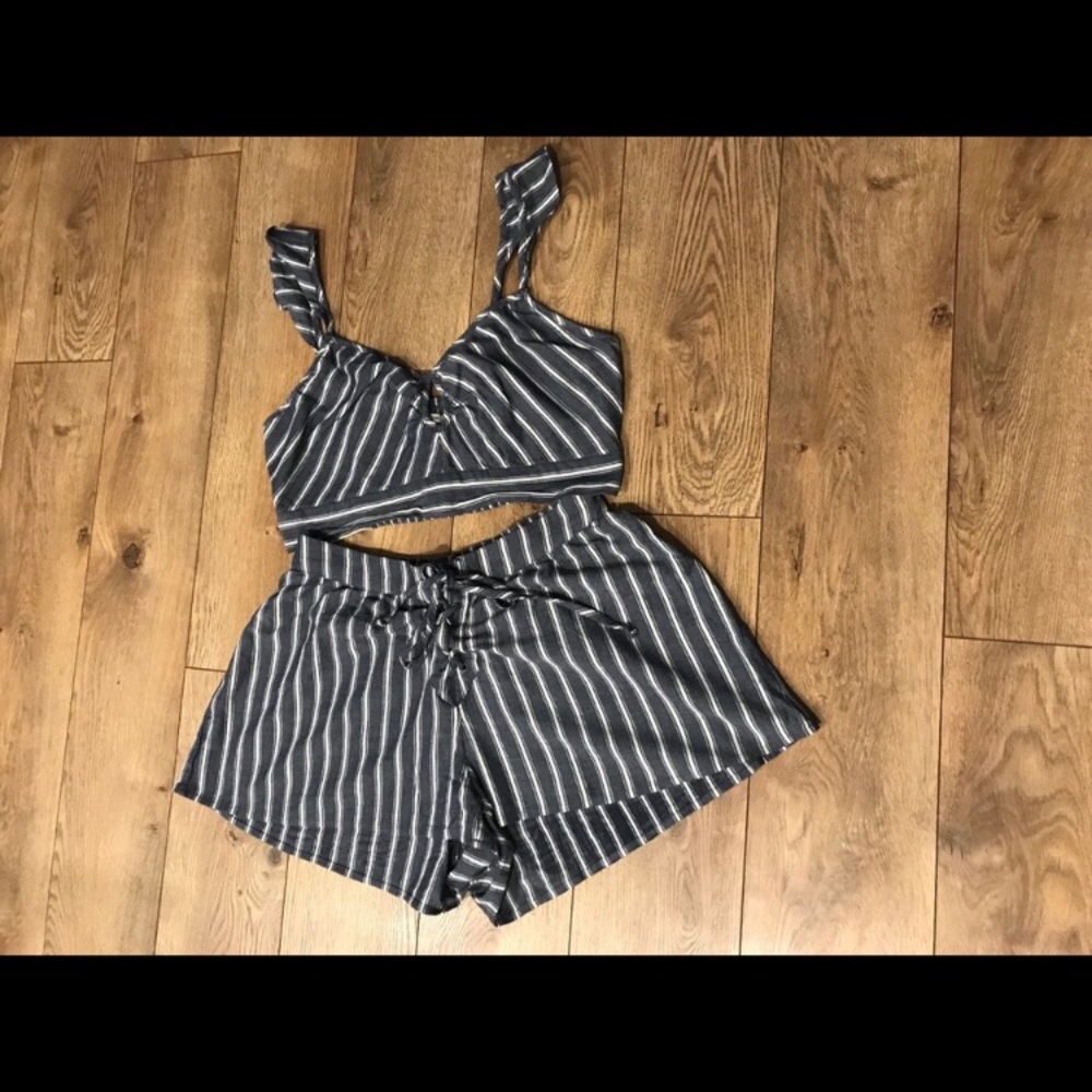 SOLD ‼️American Eagle Two Piece Set.